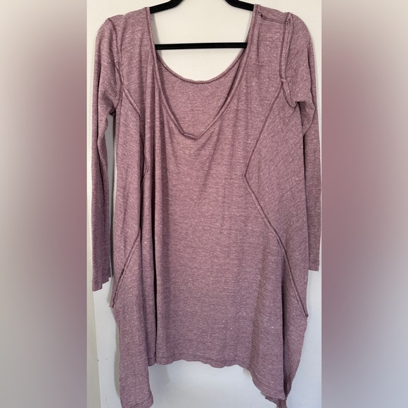 Free People Long Sleeve Asymmetrical Top - Picture 3 of 3